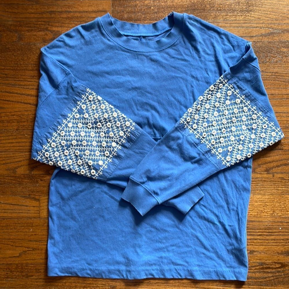 Urban Outfitters Blue and White Embroidered Mirror Spirit Jersey